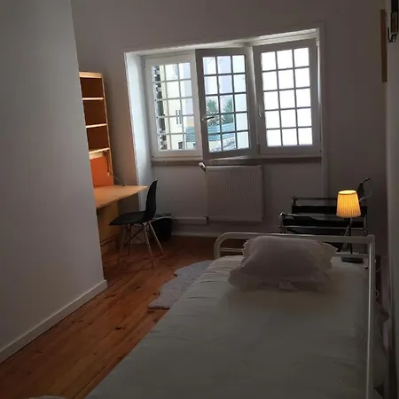 Daire Air Lisboa- *